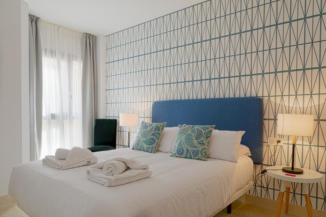Caleta Homes - Ancha Del Carmen Malaga Bagian luar foto