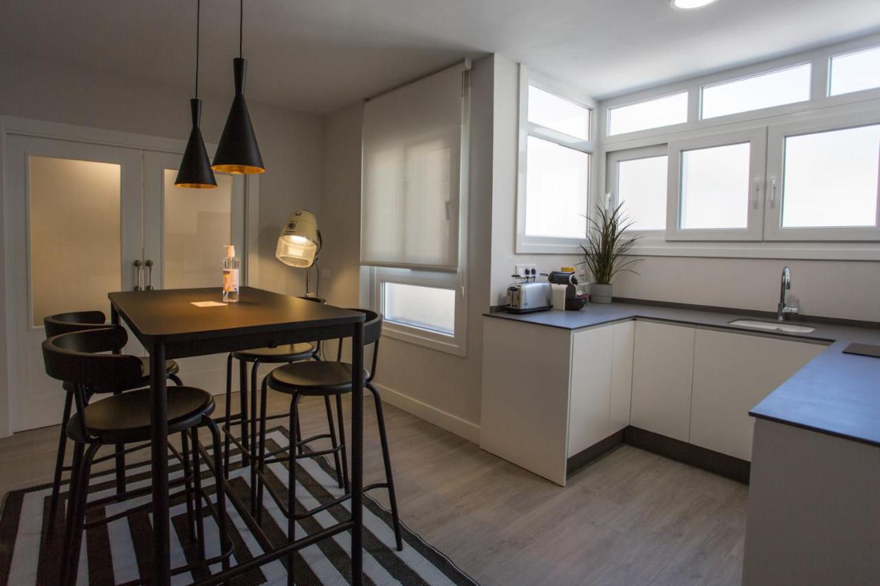 Caleta Homes - Ancha Del Carmen Malaga Bagian luar foto